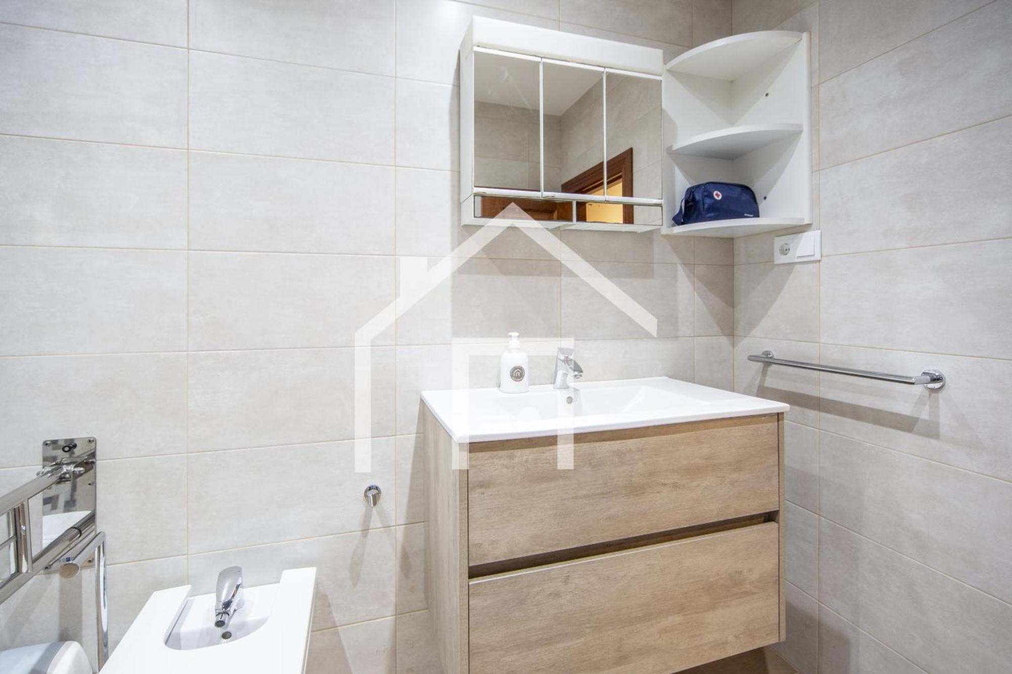 Atico Quintana II - Con Terraza, En El Centro Con Wifi Y Garaje Apartment Oviedo Luaran gambar