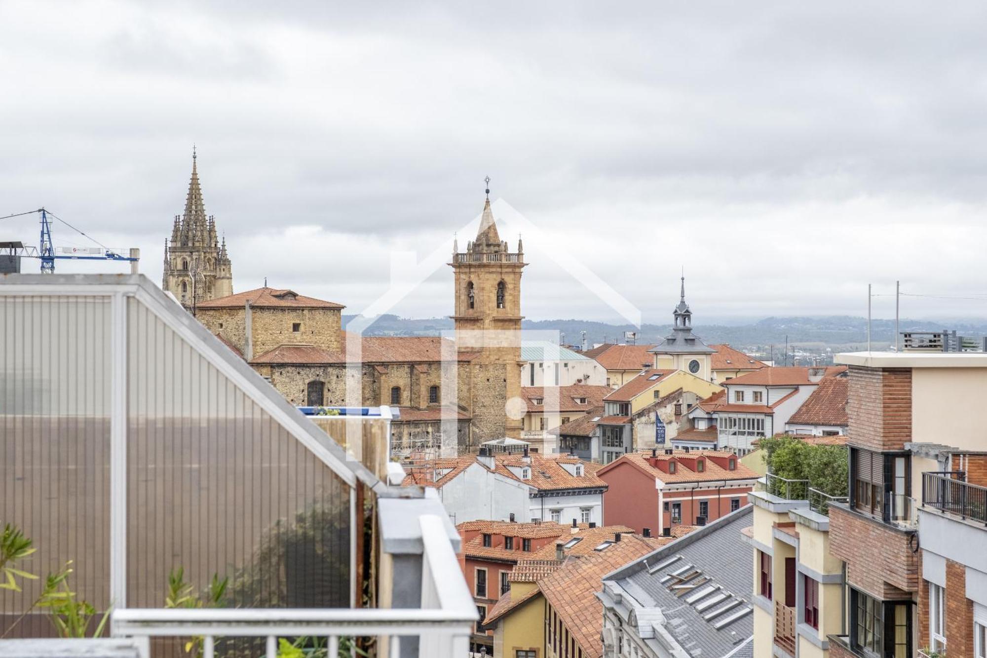 Atico Quintana II - Con Terraza, En El Centro Con Wifi Y Garaje Apartment Oviedo Luaran gambar